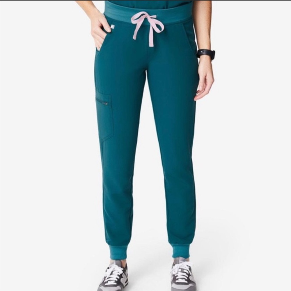 FIGS Caribbean Blue Scrub SET NWOT